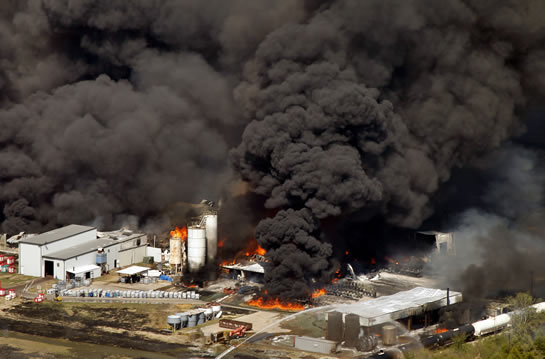 بیمه نامه آتش سوزی مراکز صنعتی