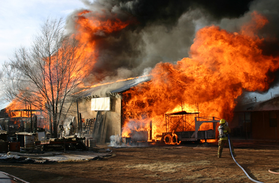 بیمه نامه آتش سوزی مراکز غیر صنعتی